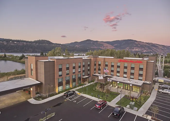 Hampton Inn & Suites Hood River